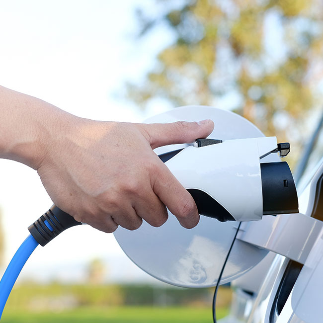 pole-mounted-ev-charging-solutions---square