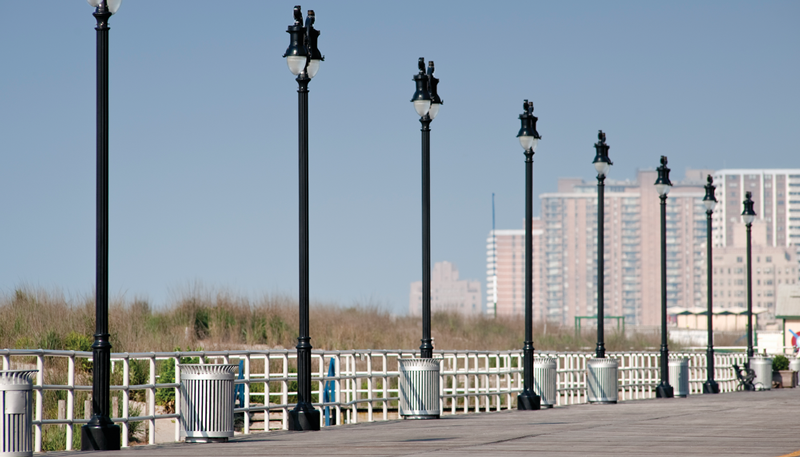 poles_800x457
